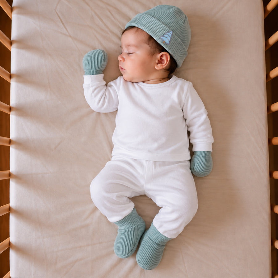 Winter Cap, Mittens & Booties - Tree Print